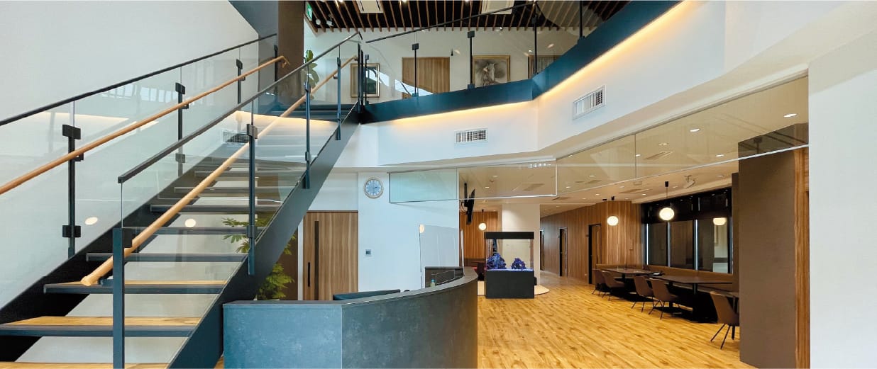 CENTURY 21 マルヨシ 内観